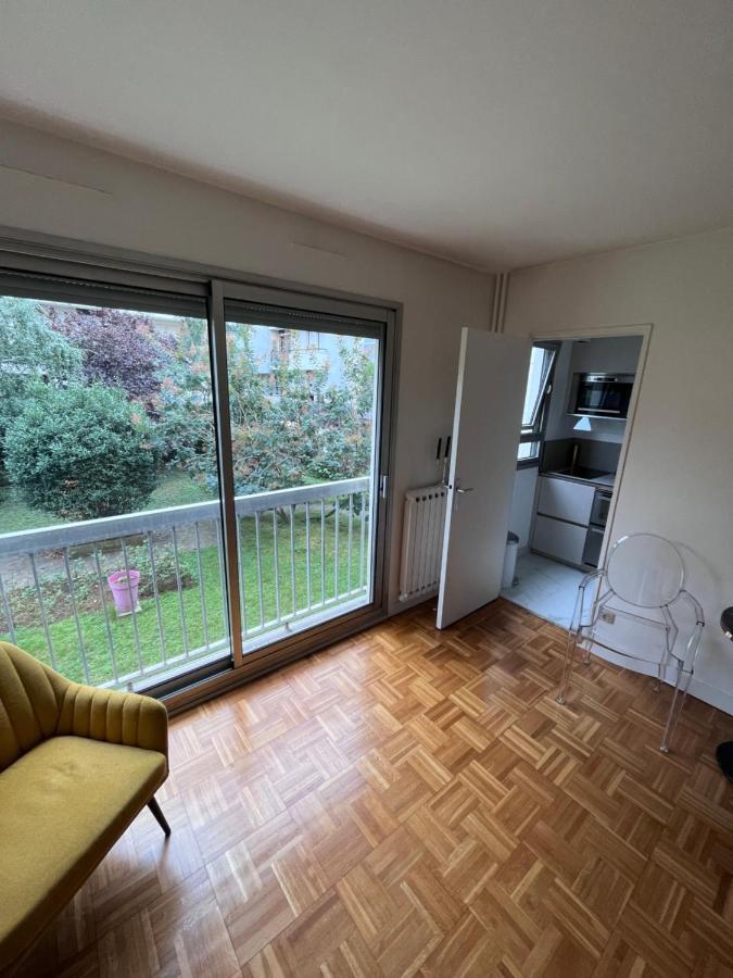 Suite 2 Pieces Sur Jardin Parijs Buitenkant foto